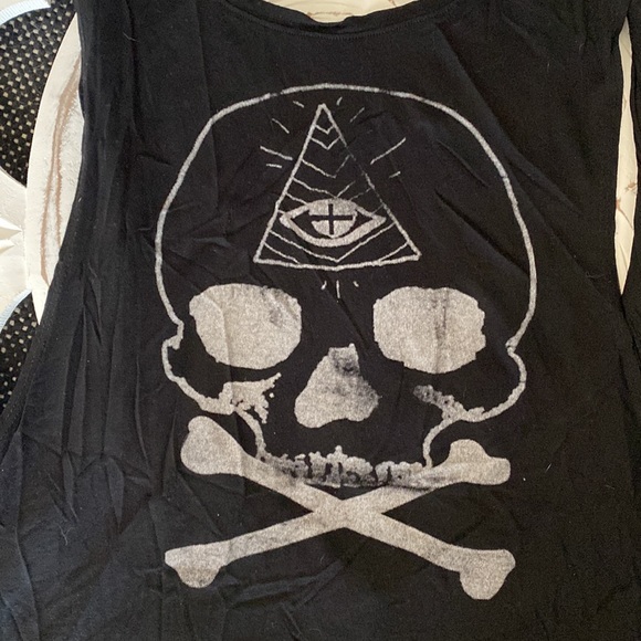 Black tank top with open back and skull design. Size medium. - Picture 2 of 5